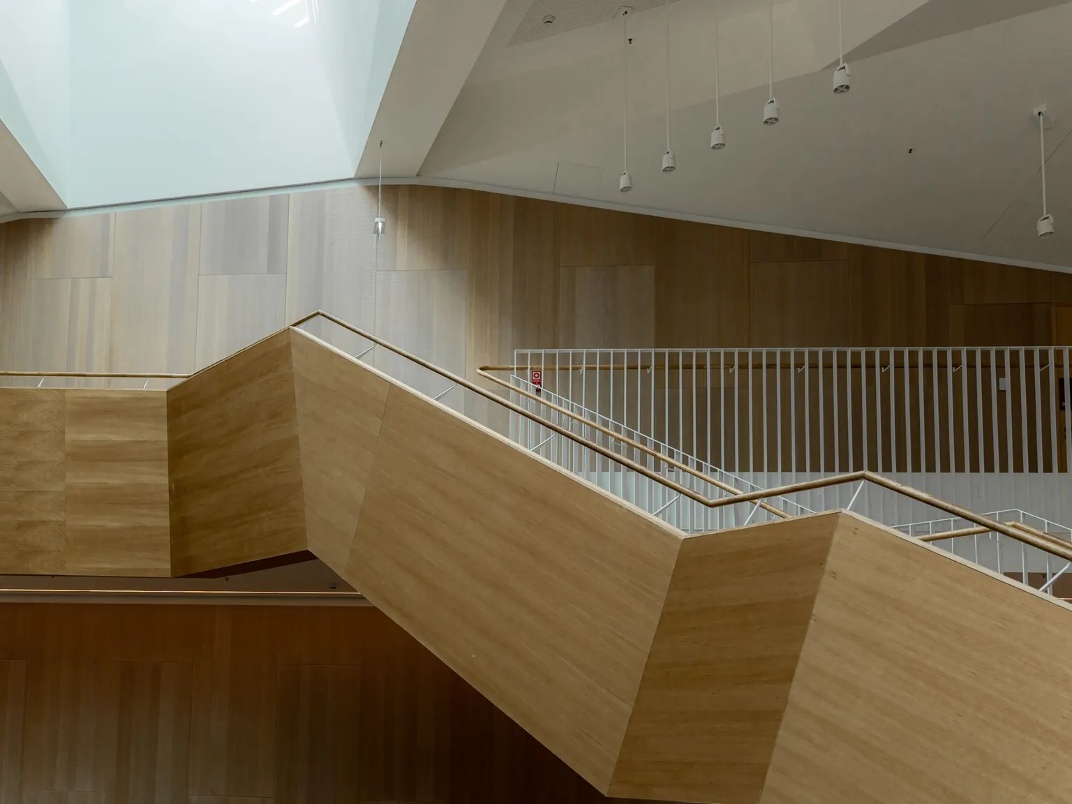 Folded oak staircase